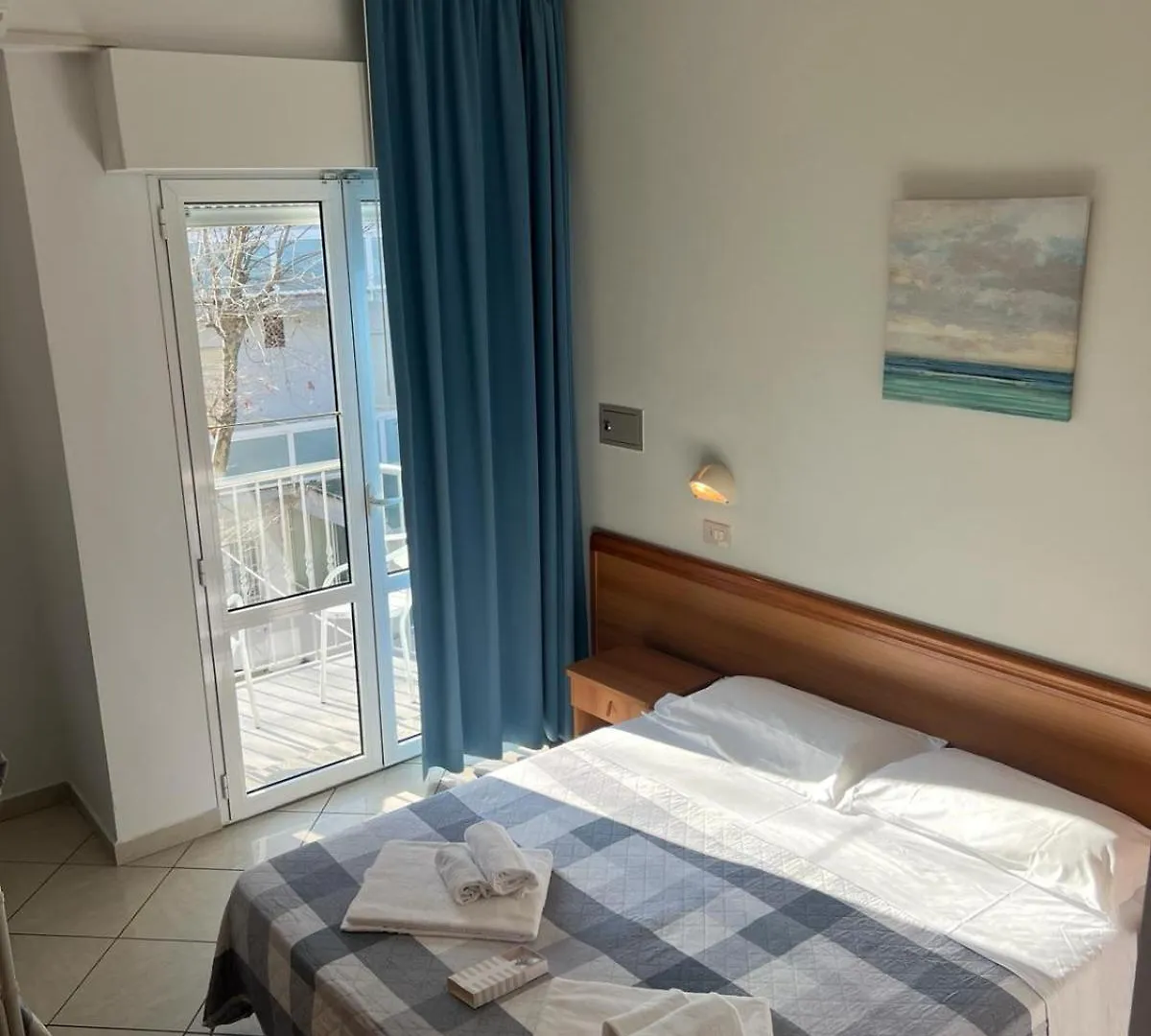**  Hotel Blue Ribbon Rimini Itália